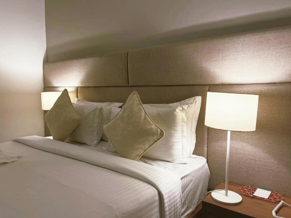 Hotel Tragopan Dimāpur Esterno foto