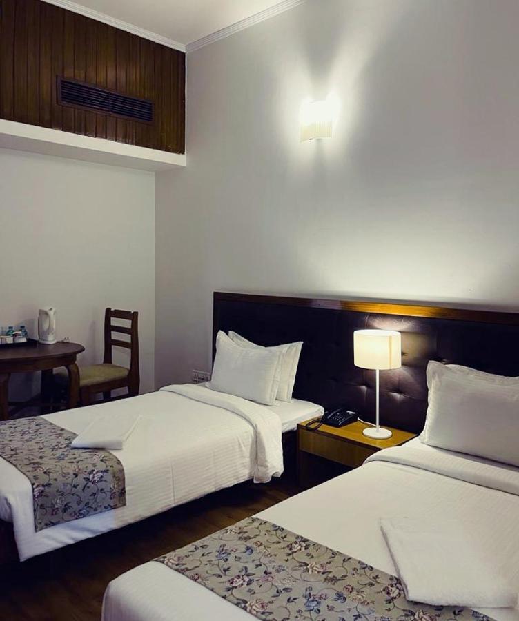 Hotel Tragopan Dimāpur Esterno foto